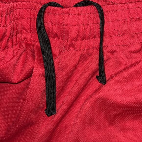 Chicago Bulls NBA Men’s Basketball Short Size Medium - Picture 4 of 6